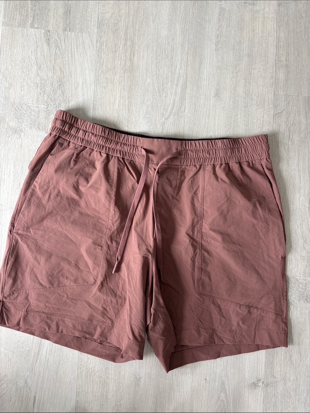 lululemon athletica Men's Athletic Shorts in Dusty Rose